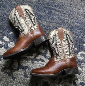 Ariat Western Boot Big Kids Size 12 Square Toe Leather Boots